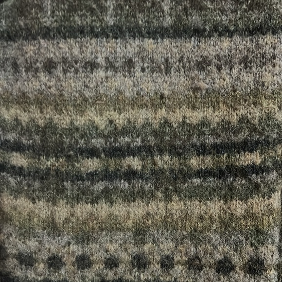 Women’s button up  sweater - Picture 2 of 5